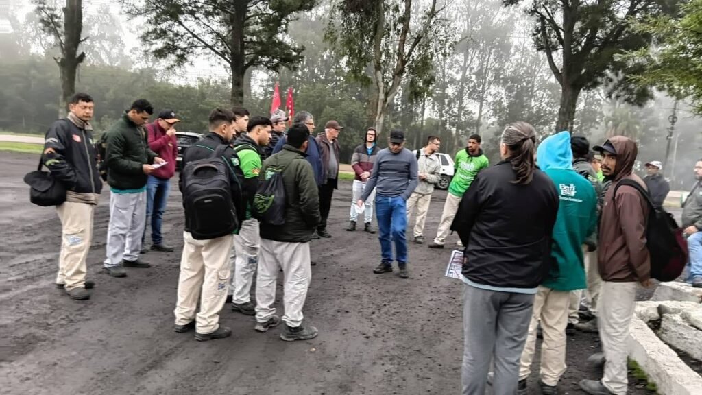 STIACR ao lado dos trabalhadores da empresa Bem Estar Alimentos